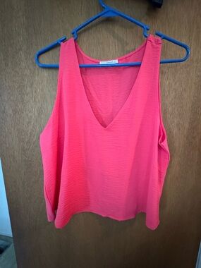 Timing Coral Pink V-Neck Sleeveless Tank Top